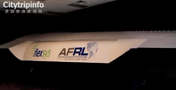 NASA首次进行可变形机翼飞行测试
