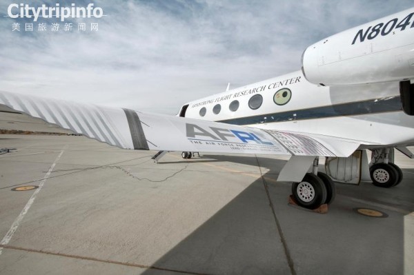 《NASA首次进行可变形机翼飞行测试》