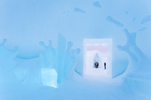 《旅馆奇观|瑞典冰雪酒店开业　主题房间纯美到令人窒息》