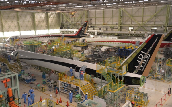 《三菱飞机公布MRJ试飞机队 二季度首飞》