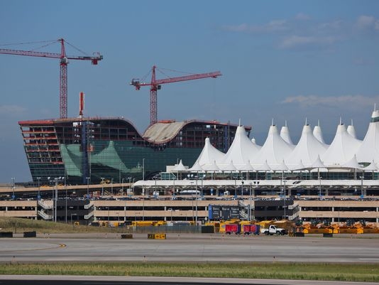 《航空城――未来机场建设大势所趋？》