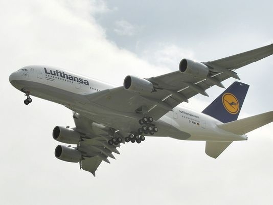 汉莎首架配置豪华经济舱A380客机11日首航