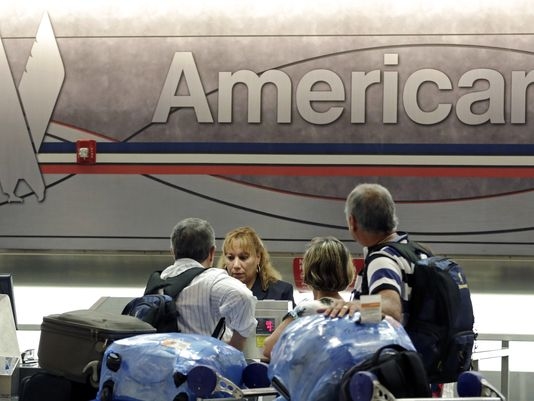 《乘客宁愿多花钱也不坐美国航空 为什么？》