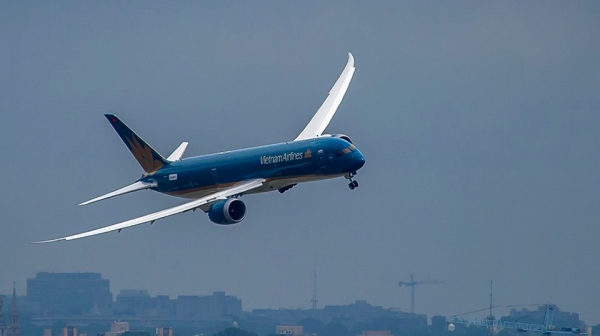 越南航空首架787-9飞越华盛顿 将购777X和787-10