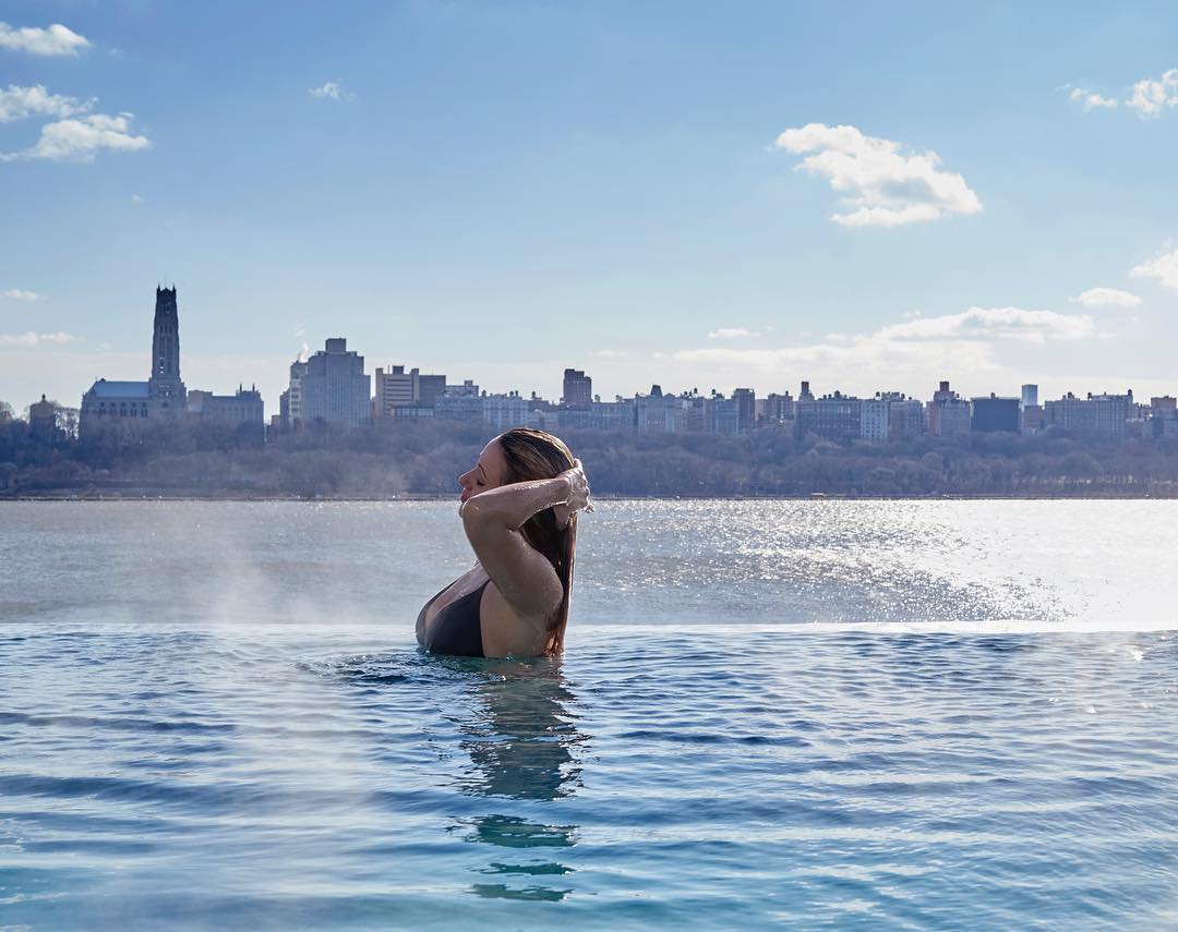 《新泽西高级Spa露天无边游泳池，纽约美景尽收眼底》