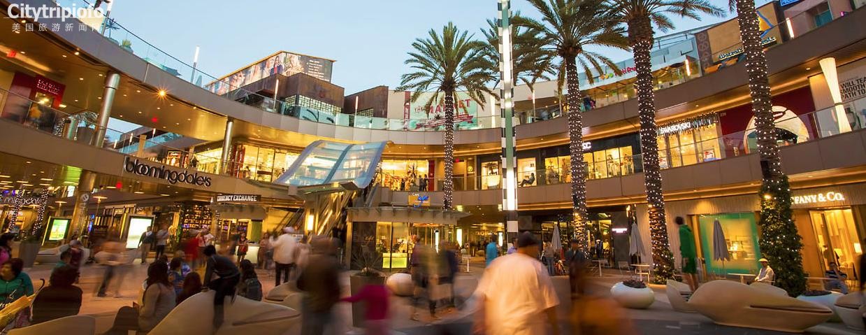 《美国洛杉矶圣塔莫妮卡三街步行区Santa Monica Third St Promenade》