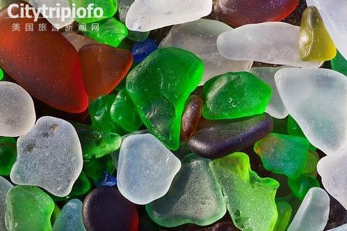 《美国北加州布拉格堡的玻璃海滩 Fort Bragg Glass Beach》