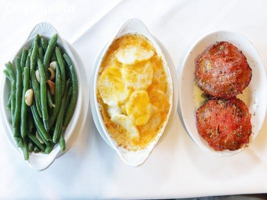 《洛杉矶最棒的牛排馆 Ruth's Chris Steak House》