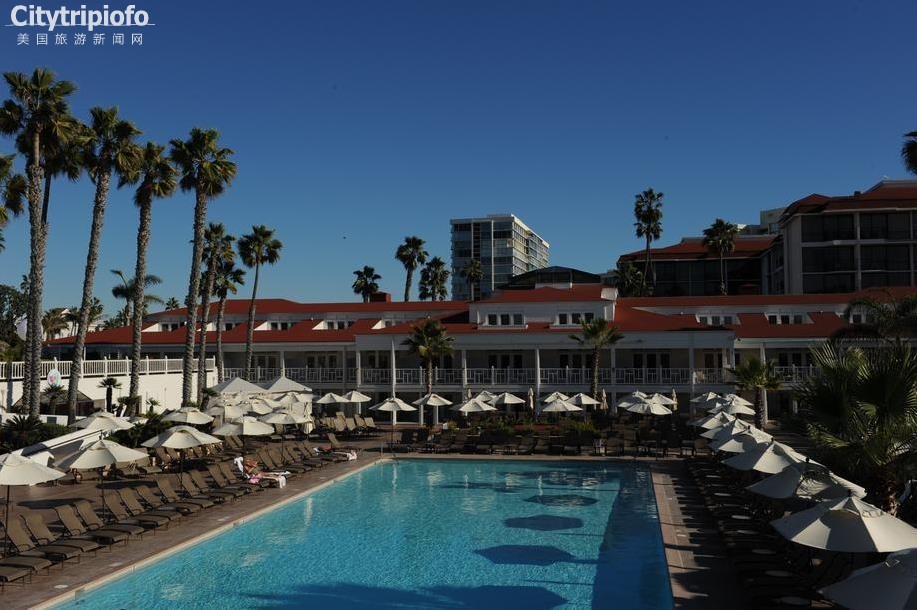 《科罗纳多大酒店  Hotel Del Coronado》