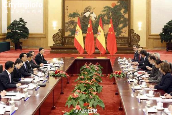 《西班牙将为中国游客提供快速签证便利》