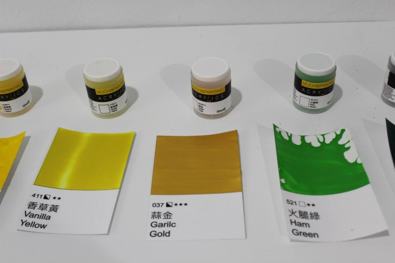 《颠覆新味道！用不着吃喝   他就靠一只鼻子酷著玩》