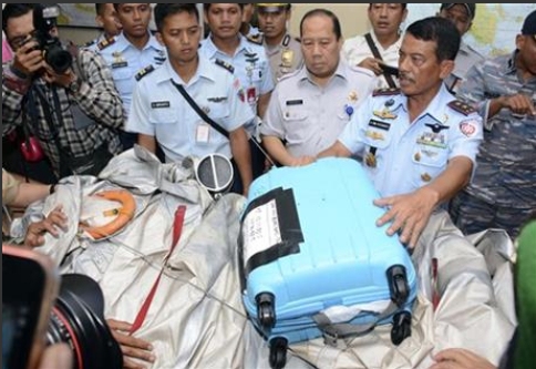 《QZ8501航班 丢失行李》