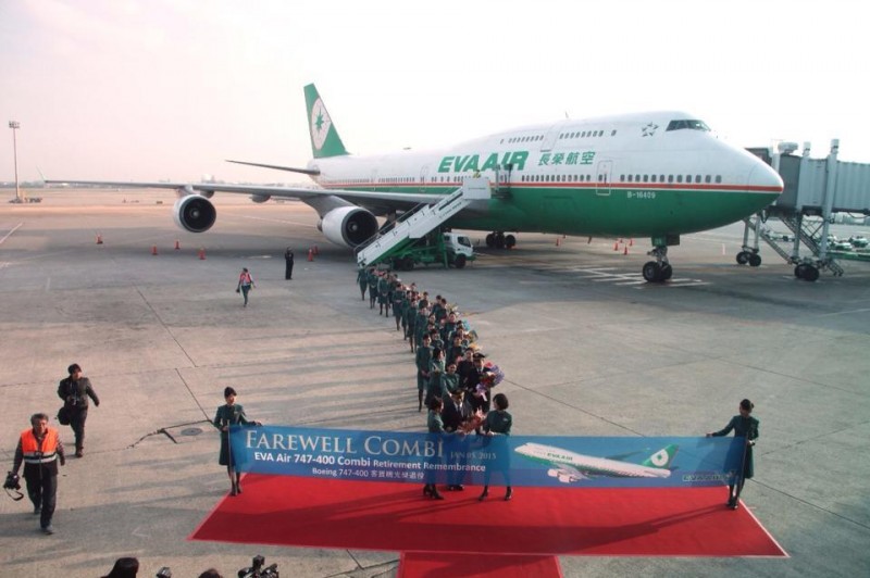 《长荣747-400客货机走入历史！辉煌纪录无人能敌》