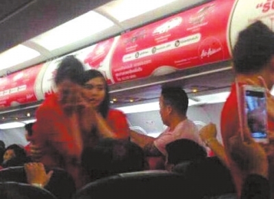 《春节文明出游 莫当反面典型》