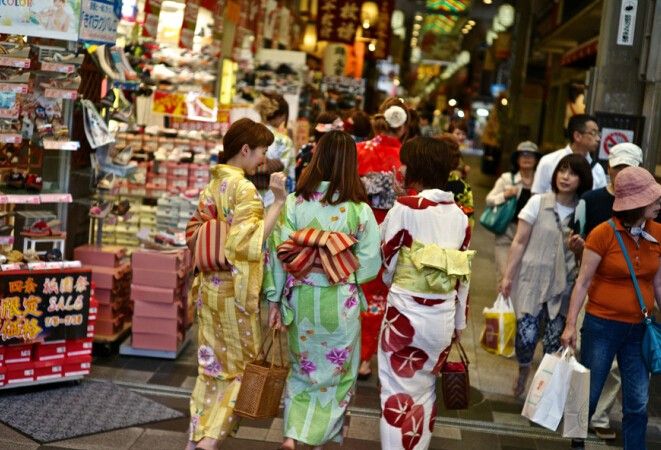 《日元狂跌扫货正当时！去日本如何买买买？》