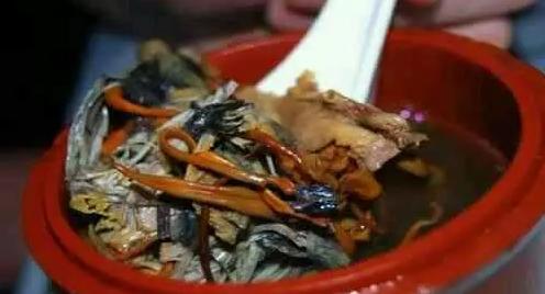 《慎点！世界各地令人崩溃的奇葩食物》