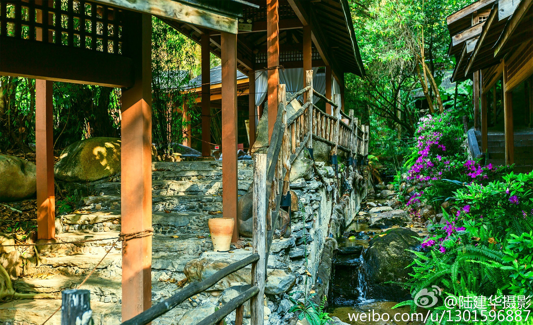 《腾冲浴谷温泉 隐藏在画中的温泉》