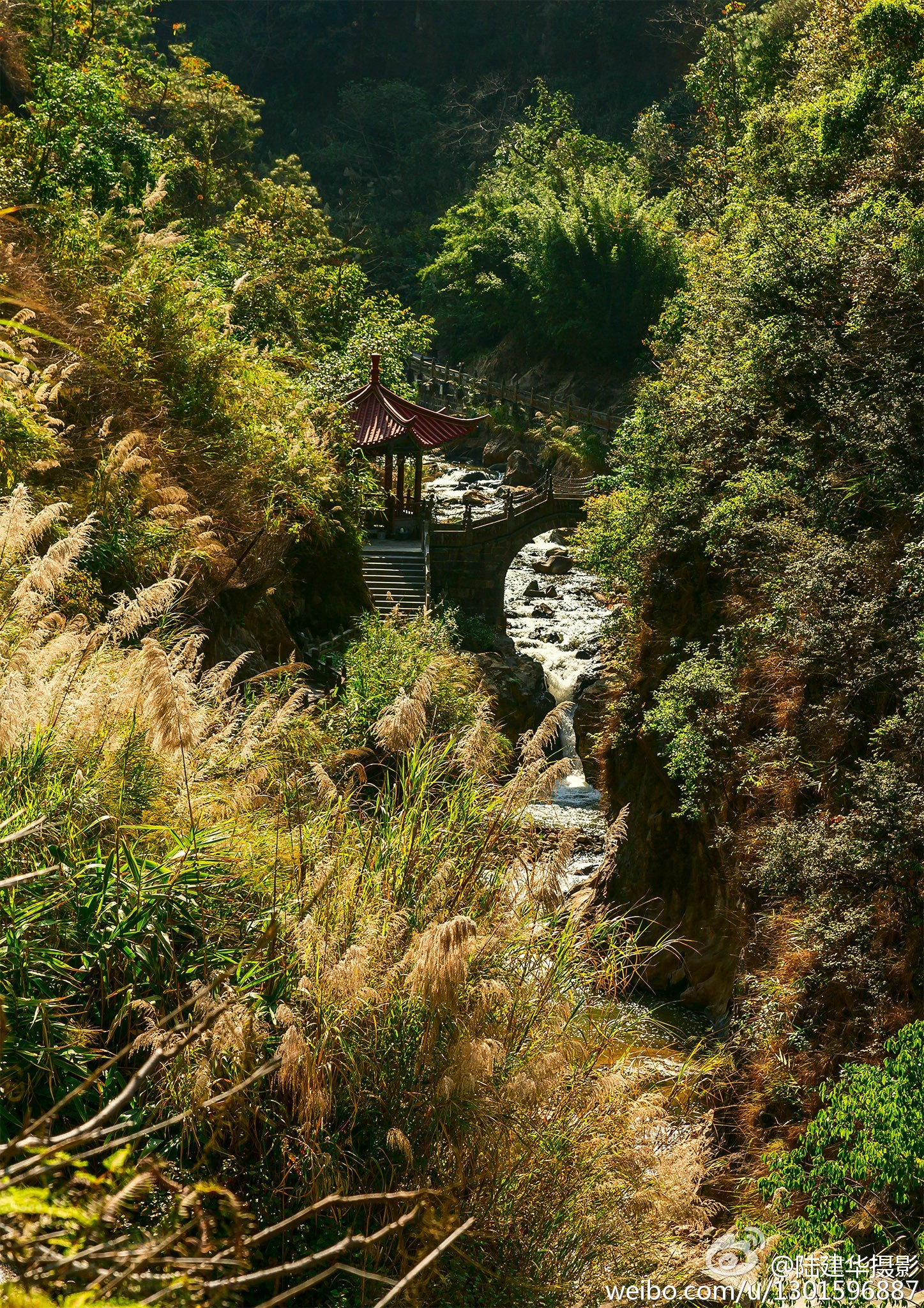 《腾冲浴谷温泉 隐藏在画中的温泉》