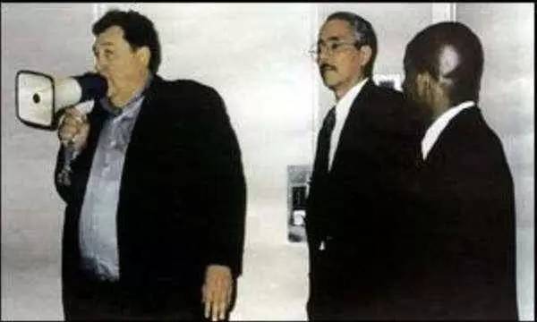 《9·11事件中的英雄 拯救2937人生命》