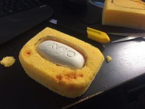 《DIY海绵肥皂盒 告别藏污纳垢》